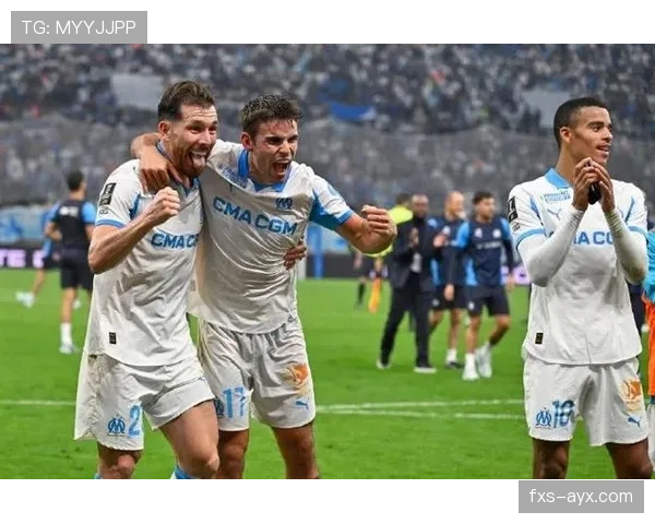 巴黎圣日耳曼与马赛德比战成争冠关键，双方状态引关注