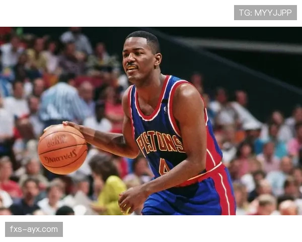 乔·杜马斯突破能力提升，挡拆中制造错位高效得分